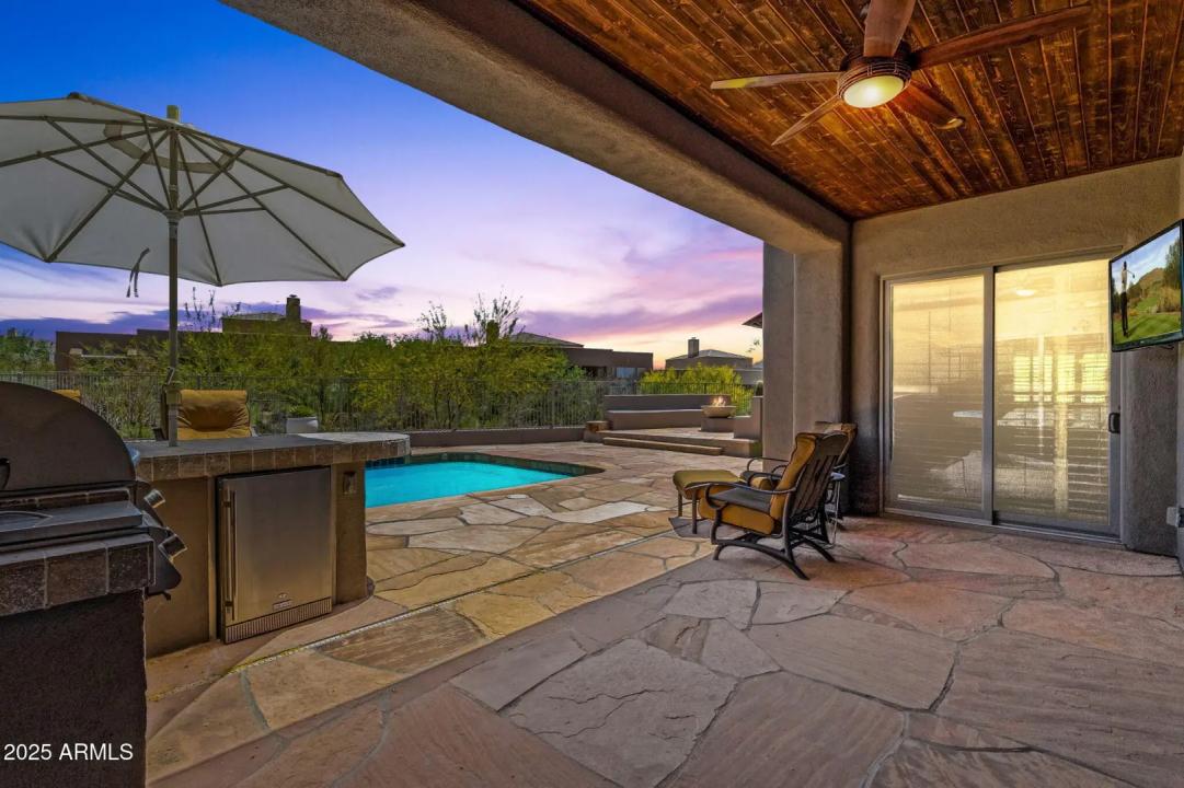 Real Estate Picture 33