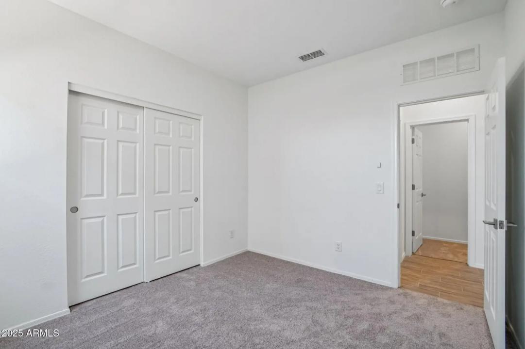 Real Estate Picture 27