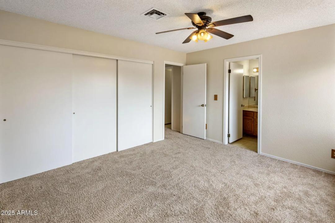 Real Estate Picture 7