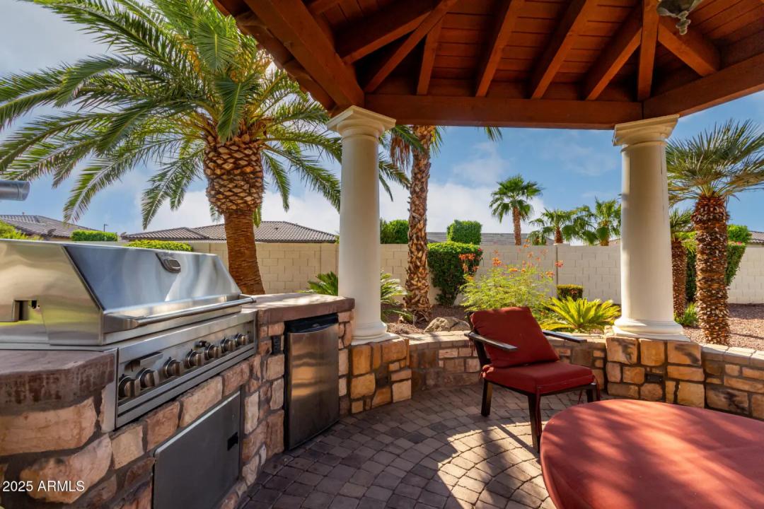 Real Estate Picture 111