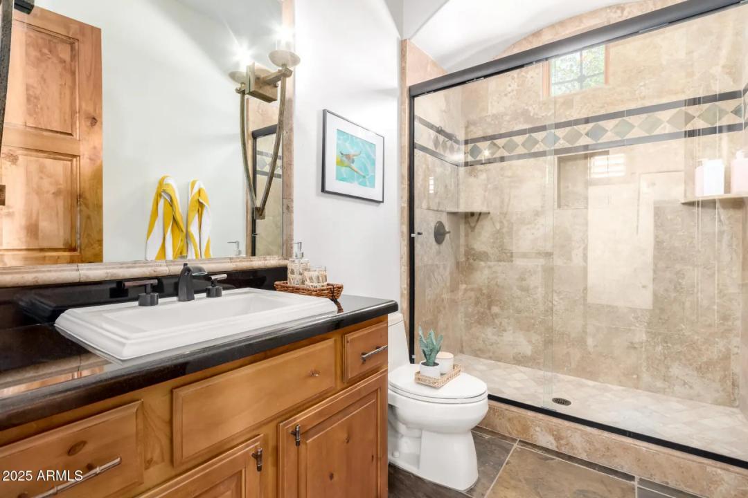 Real Estate Picture 99