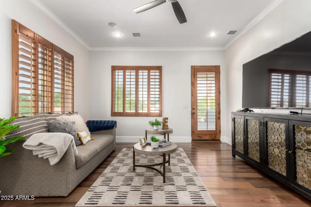Real Estate Picture 92