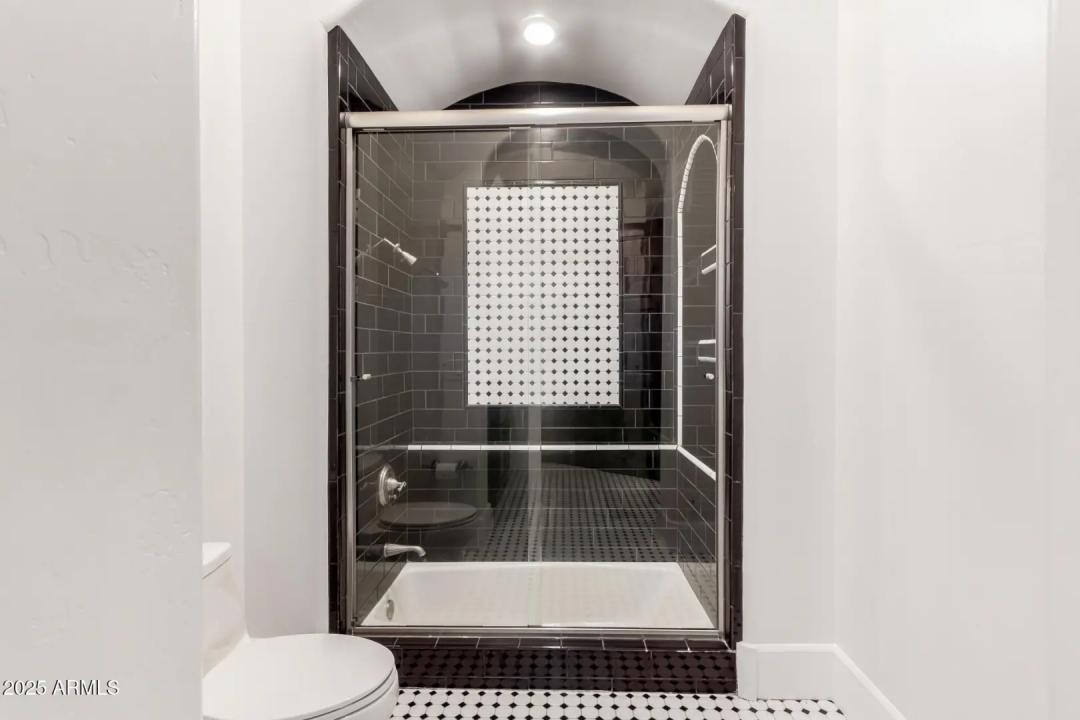 Real Estate Picture 80