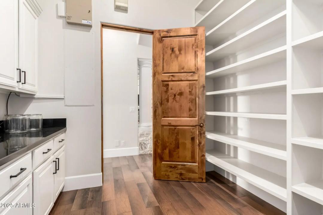 Real Estate Picture 54