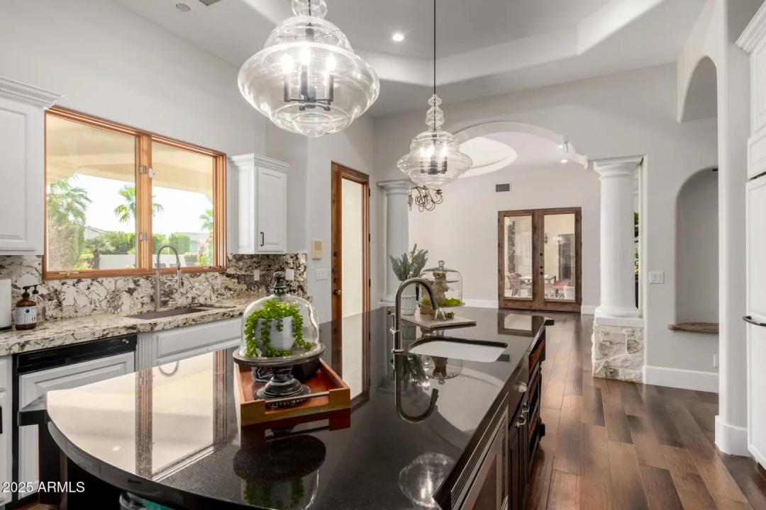 Real Estate Picture 52