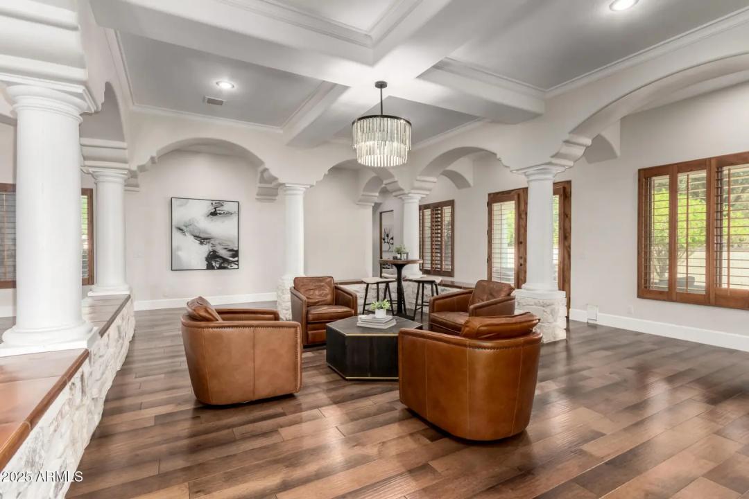 Real Estate Picture 26