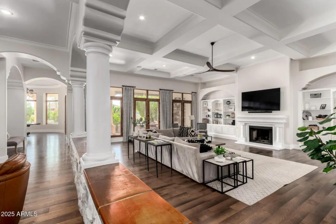 Real Estate Picture 23