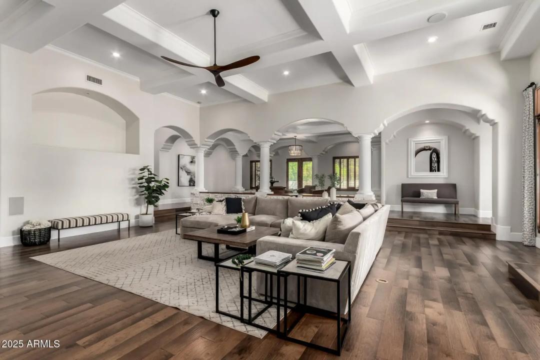 Real Estate Picture 20
