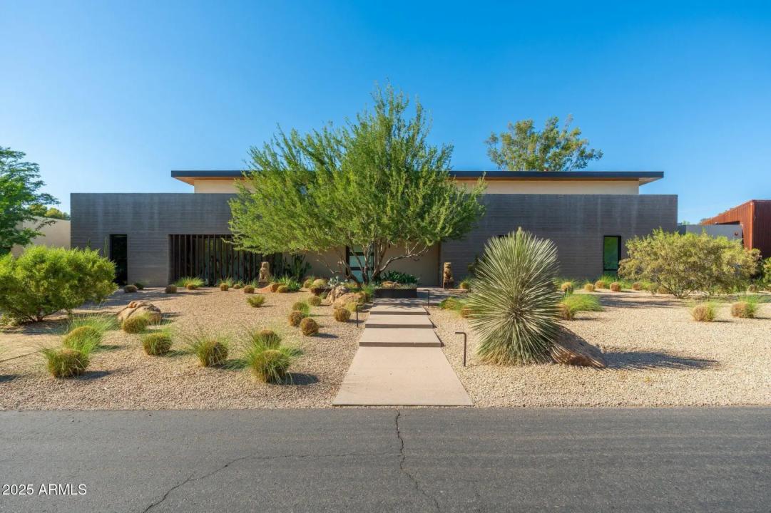 Real Estate Picture 1