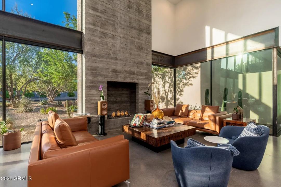 Real Estate Picture 15