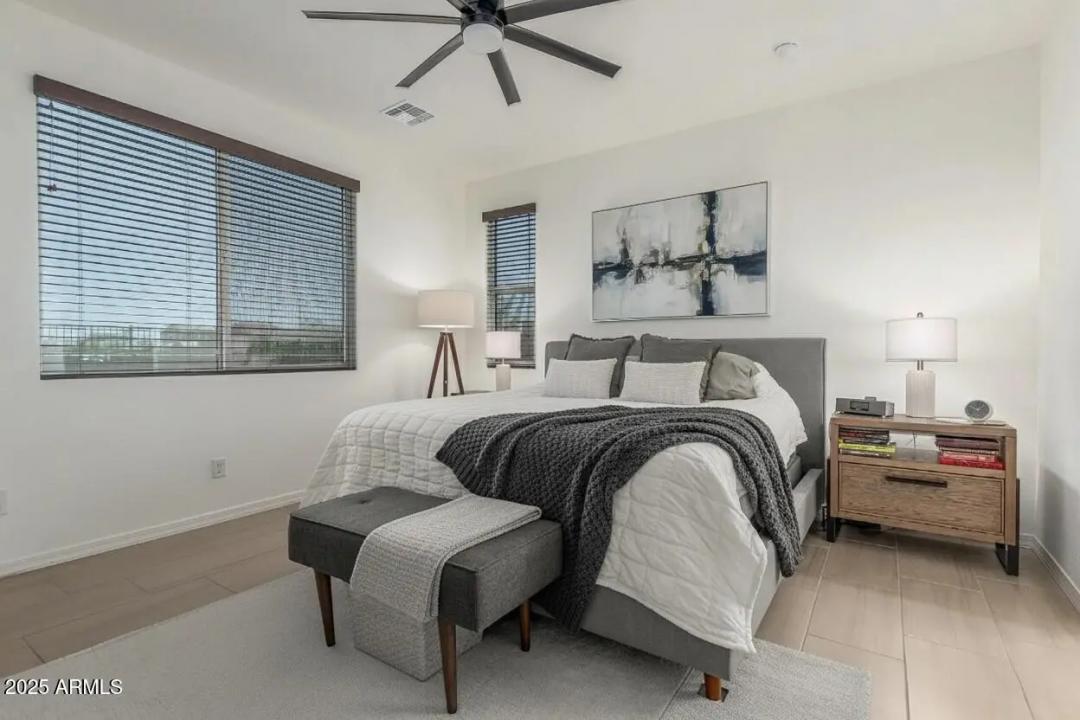 Real Estate Picture 15