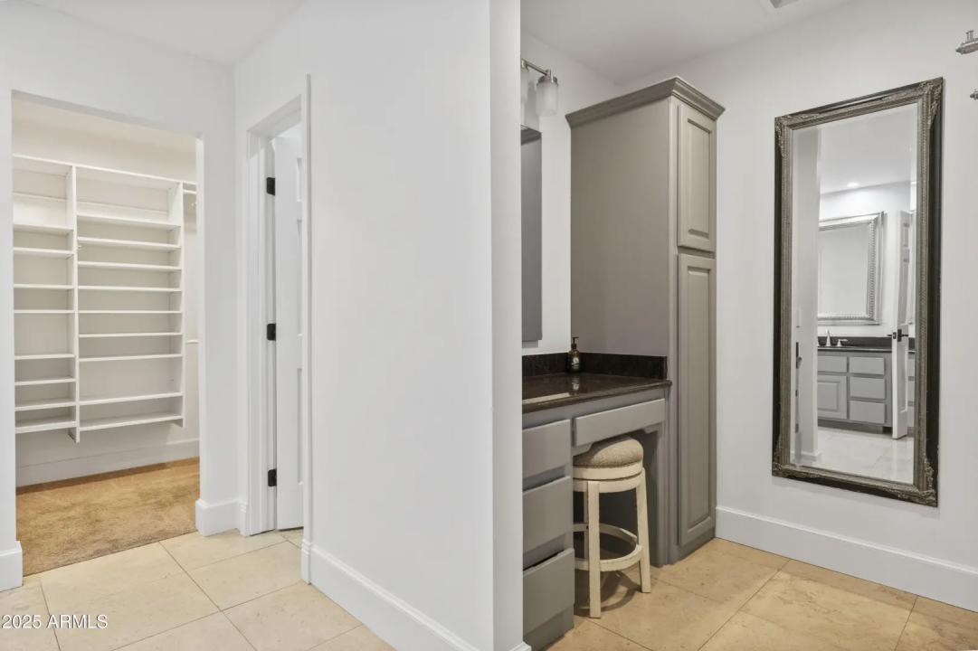 Real Estate Picture 43