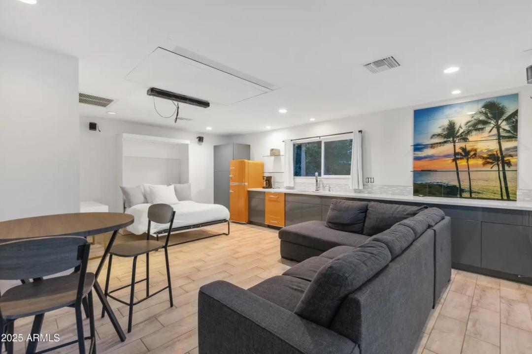 Real Estate Picture 36