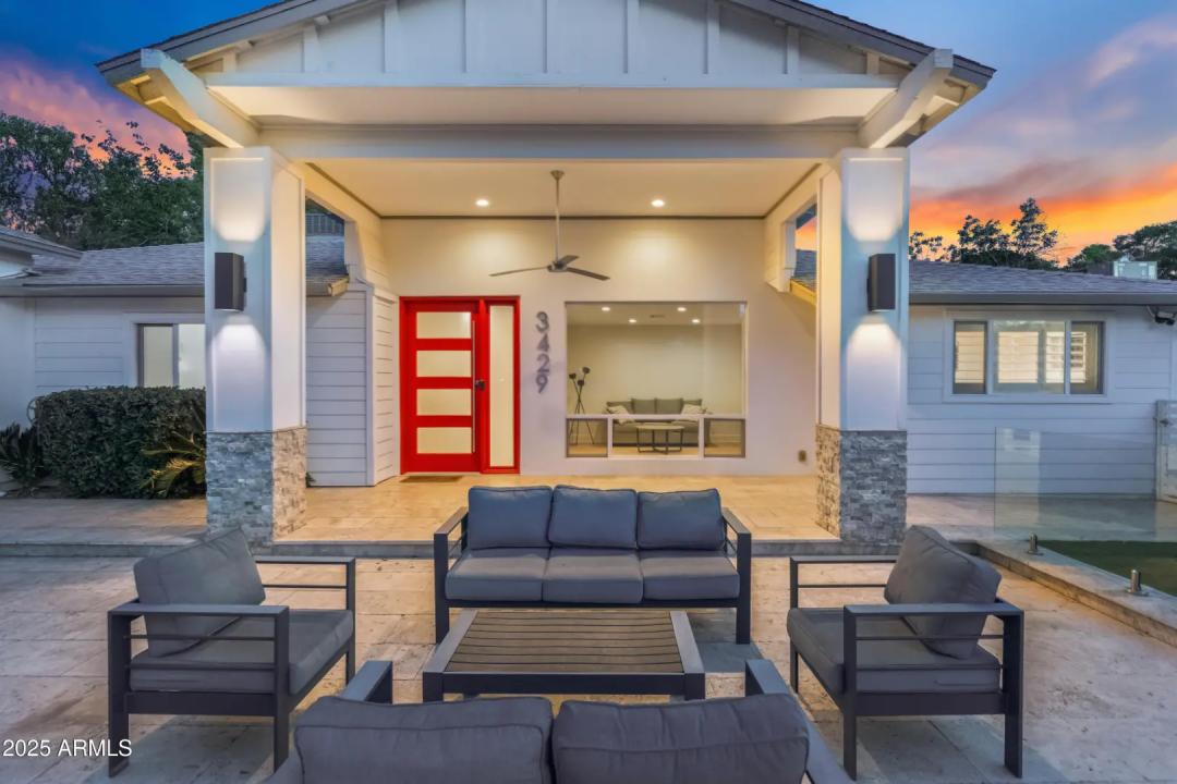Real Estate Picture 5