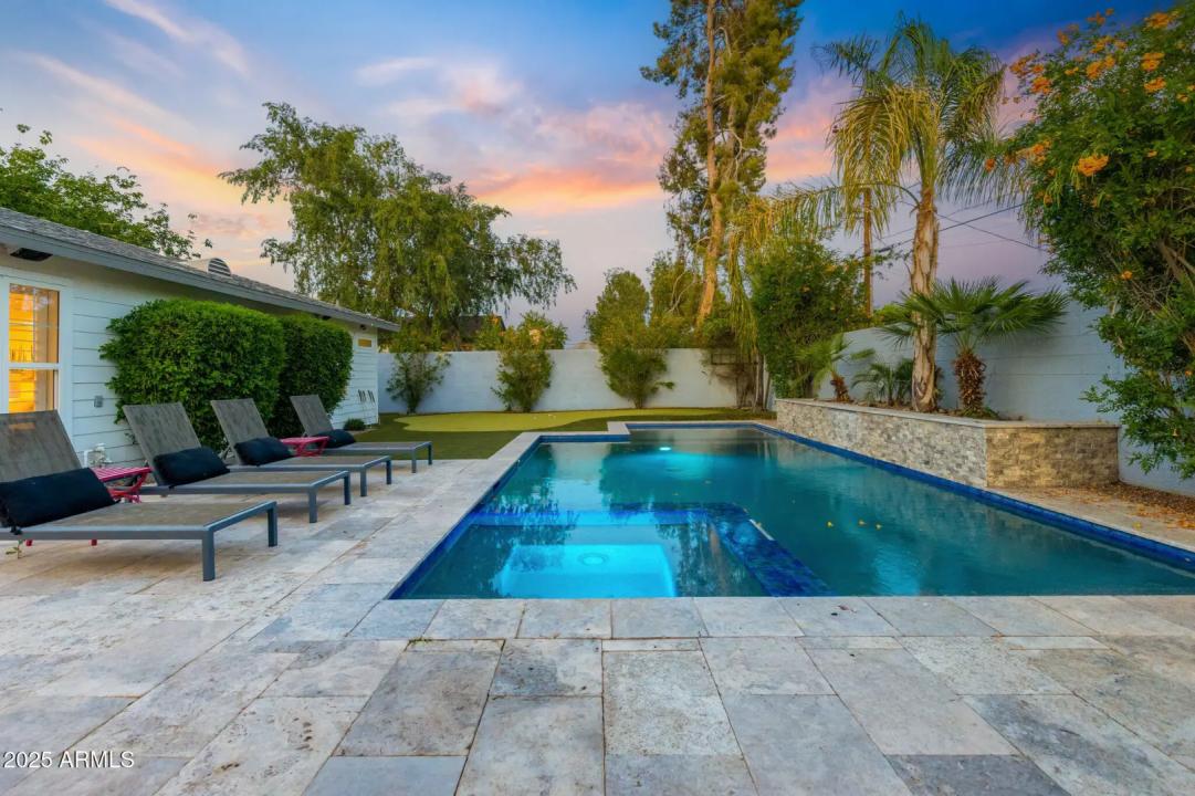 Real Estate Picture 26