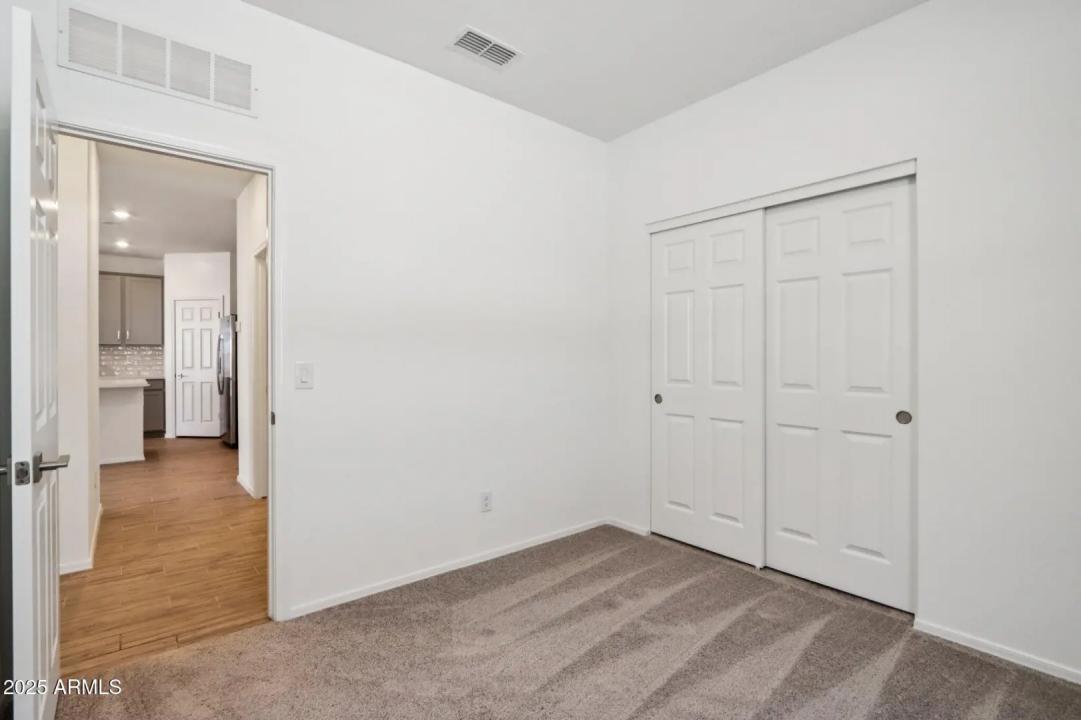 Real Estate Picture 20