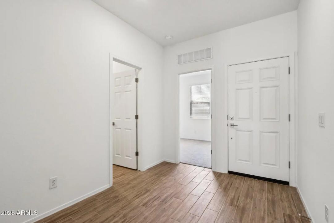 Real Estate Picture 29