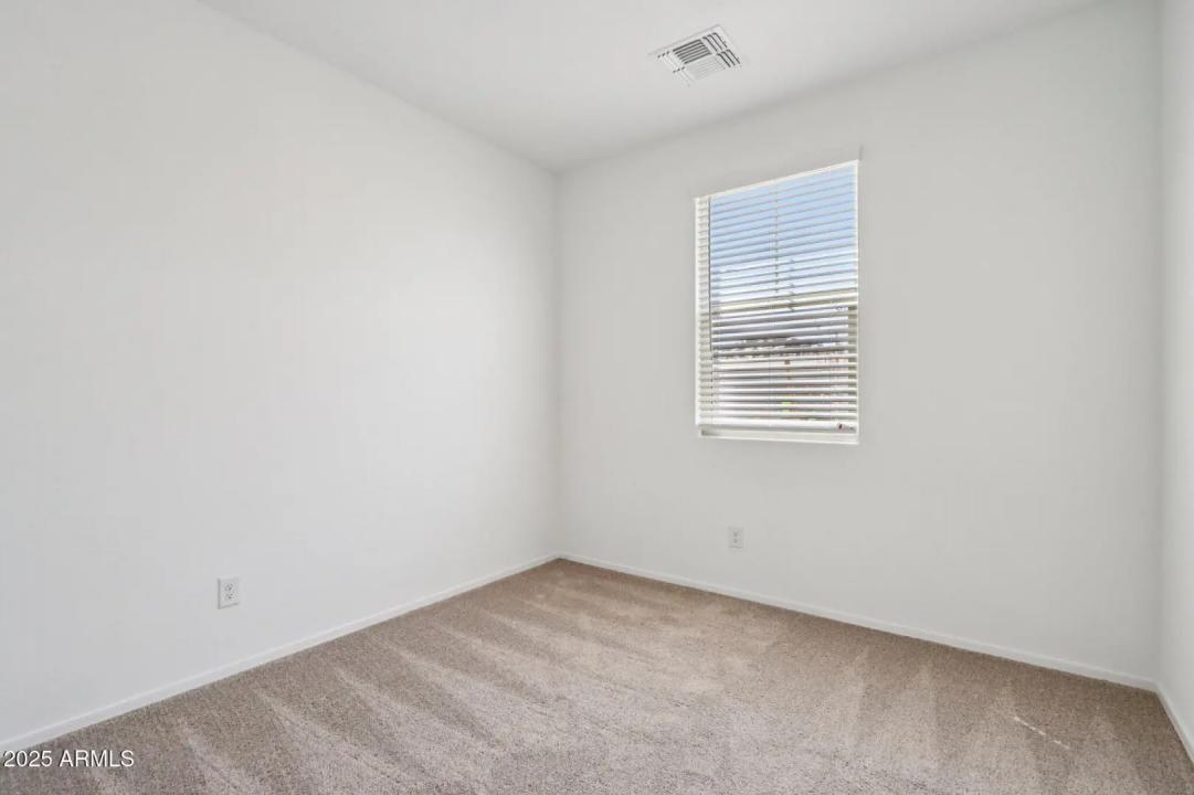 Real Estate Picture 31