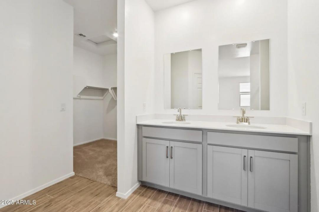 Real Estate Picture 37