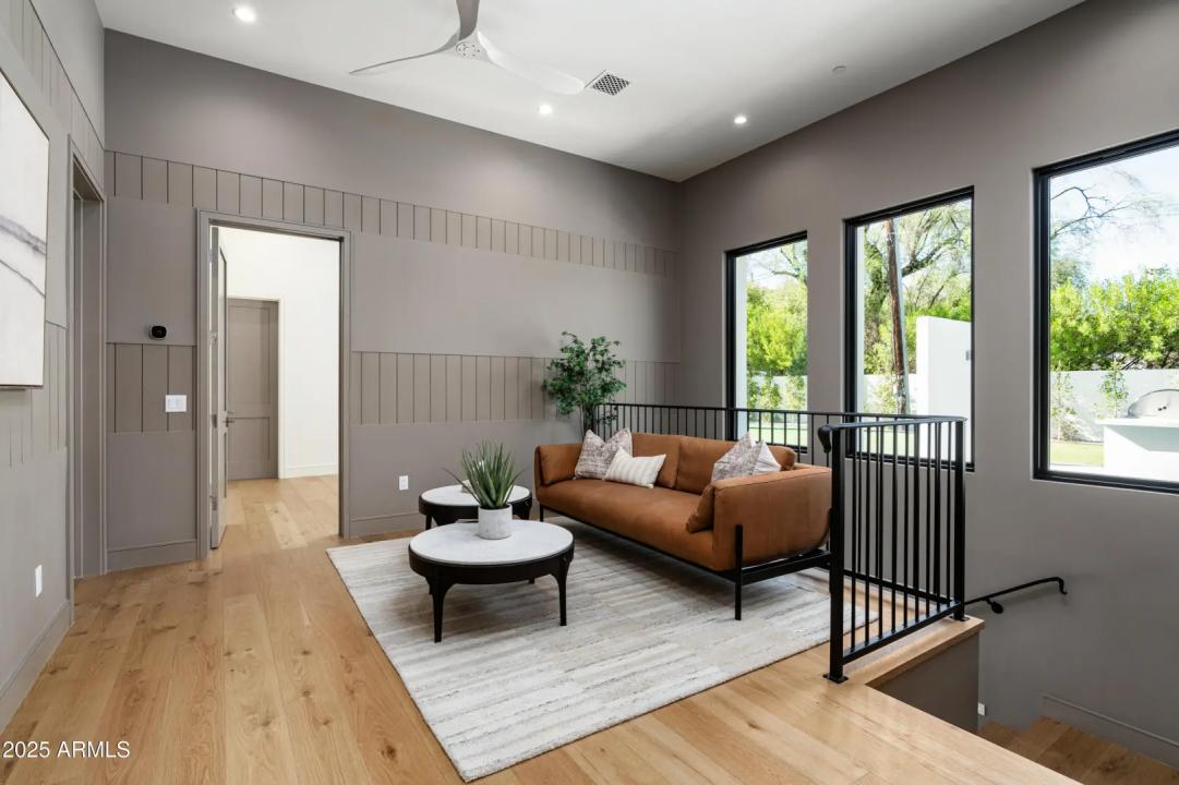 Real Estate Picture 36