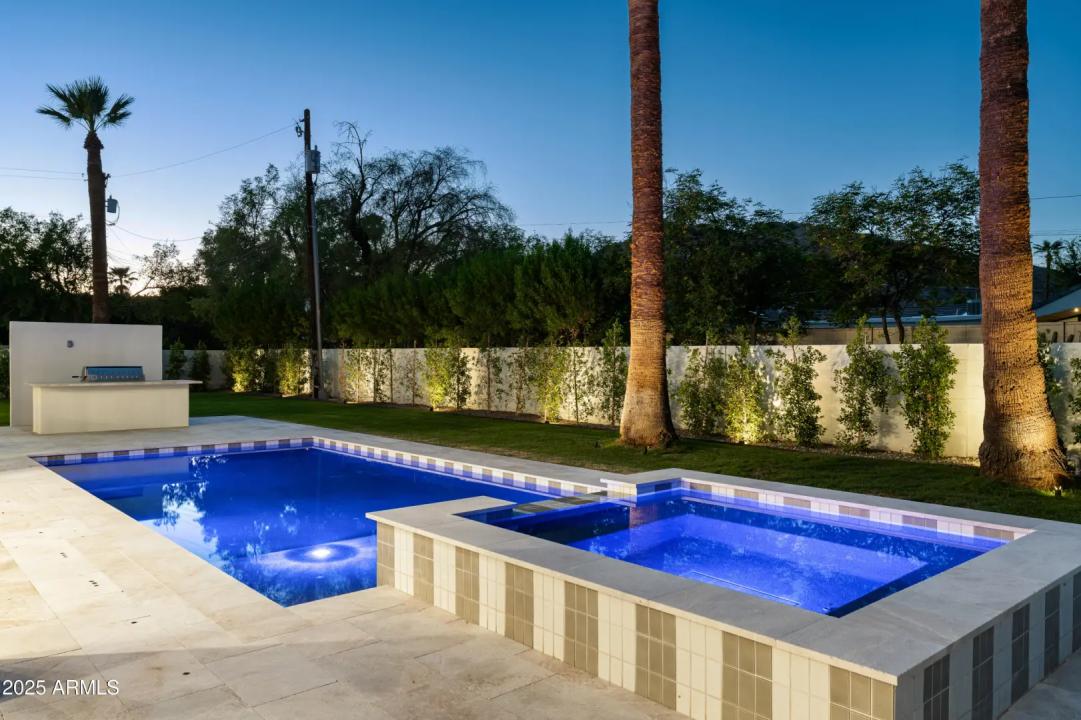 Real Estate Picture 52