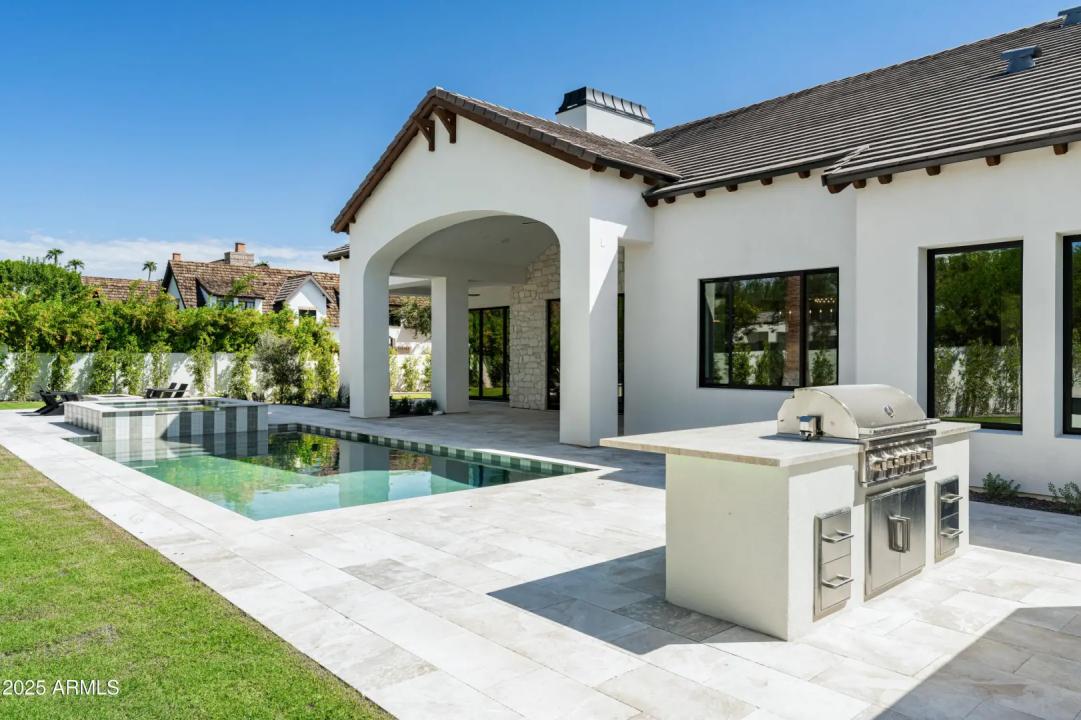 Real Estate Picture 67