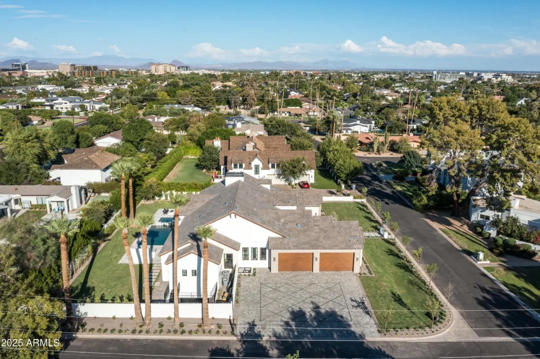 Real Estate Picture 74