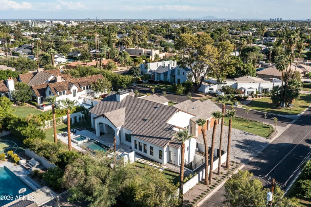 Real Estate Picture 75