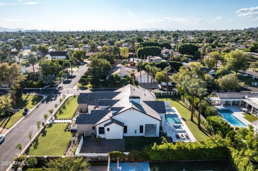 Real Estate Picture 76