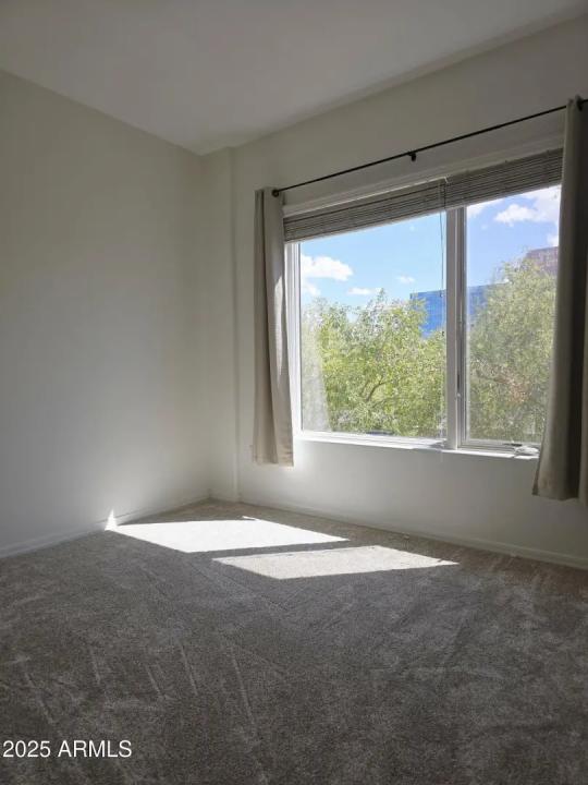 Real Estate Picture 21