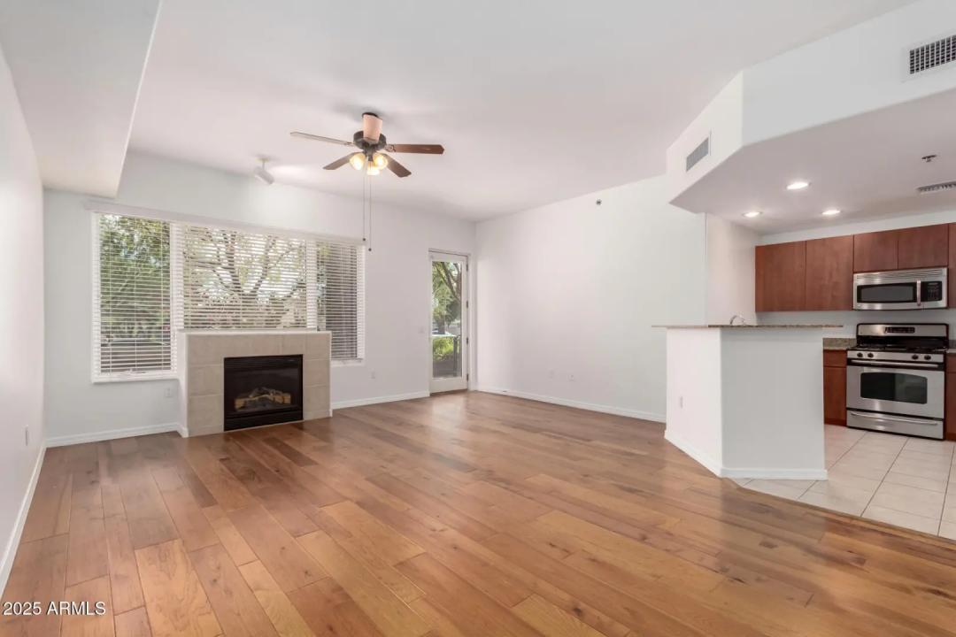 Real Estate Picture 3