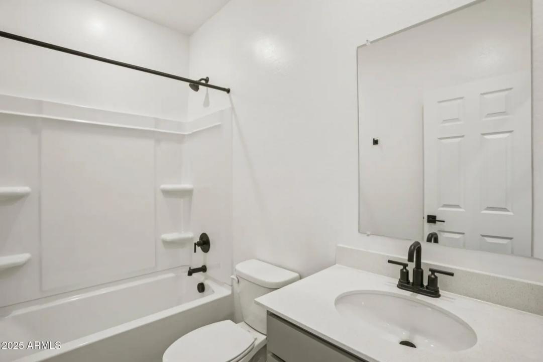 Real Estate Picture 20