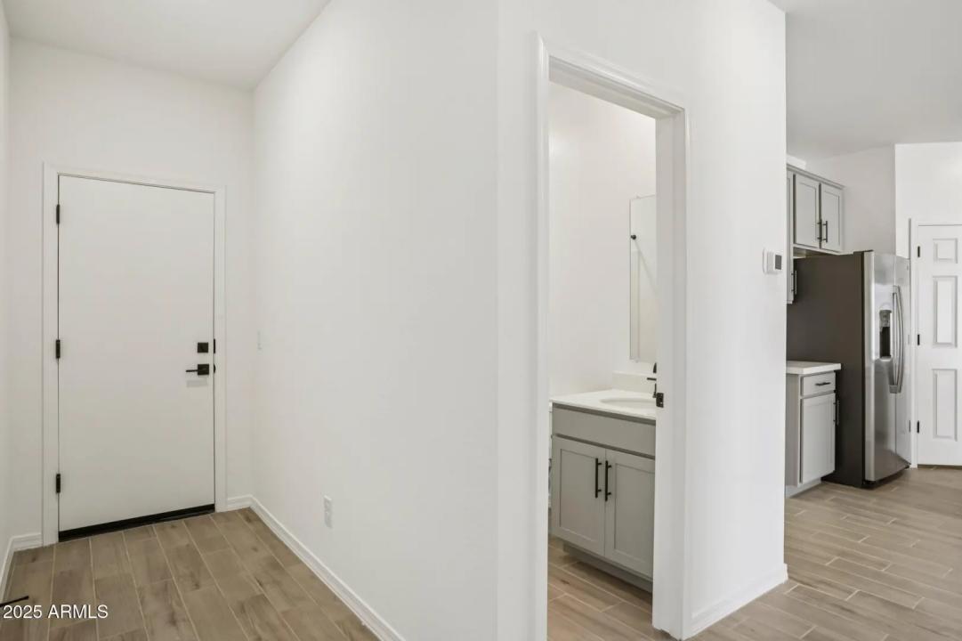Real Estate Picture 22