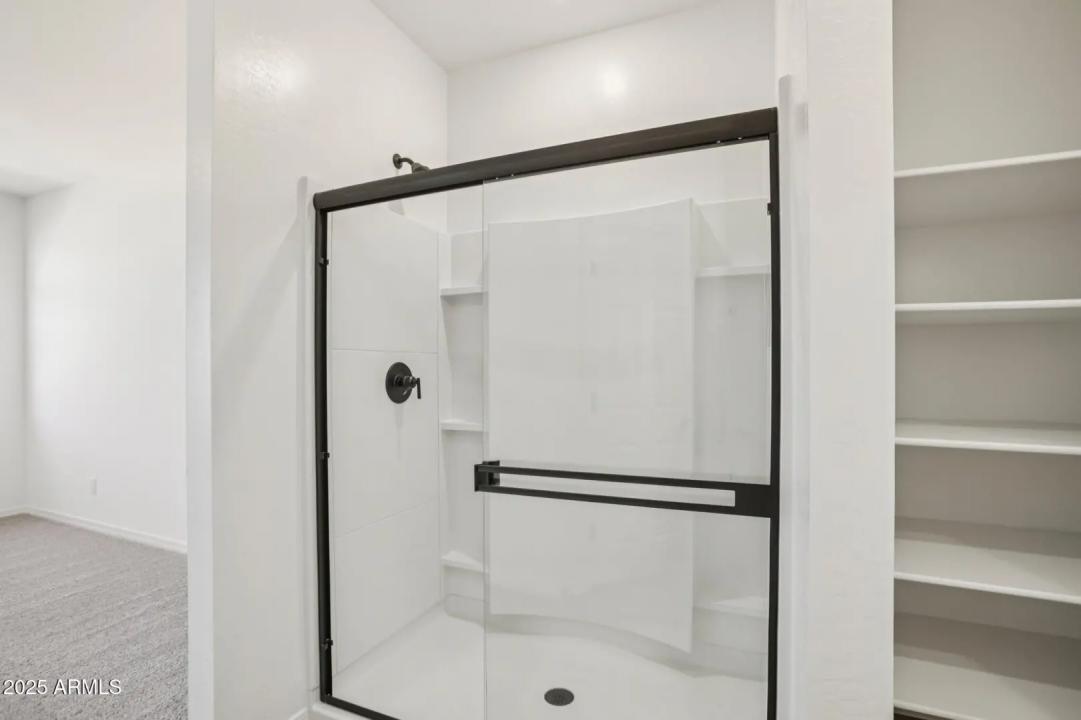 Real Estate Picture 30