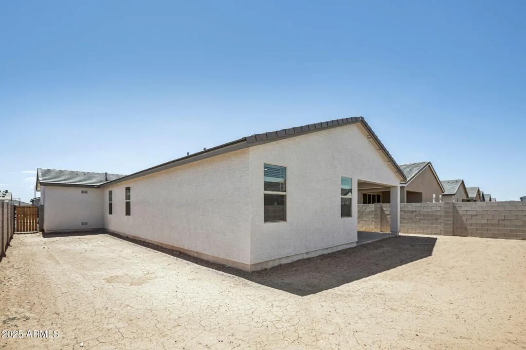 Real Estate Picture 34