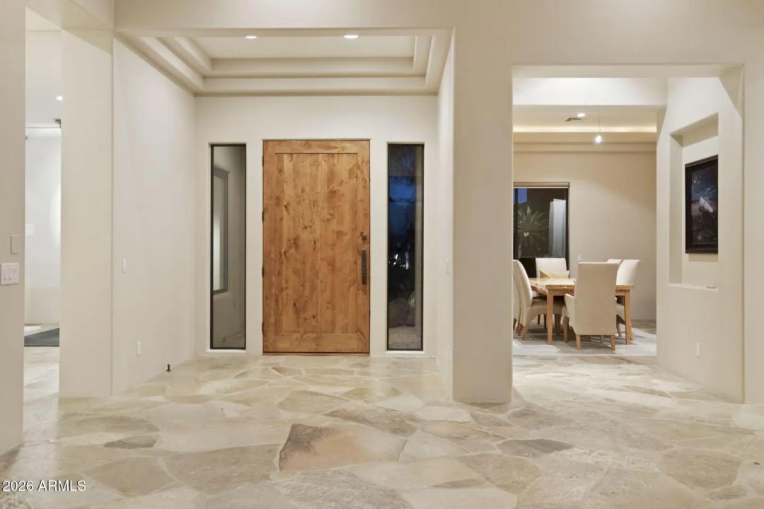 Real Estate Picture 13