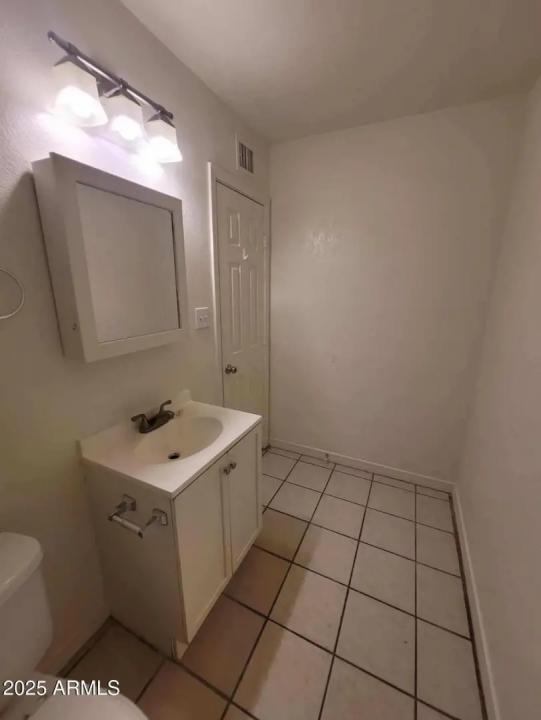 Real Estate Picture 17