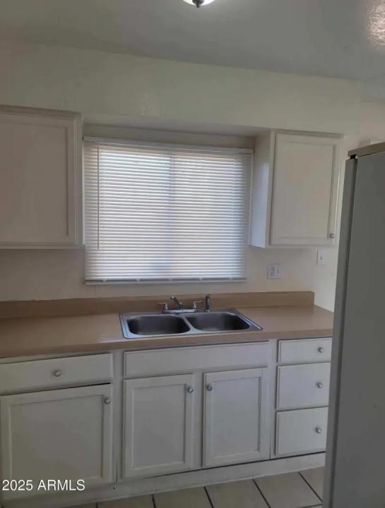 Real Estate Picture 7