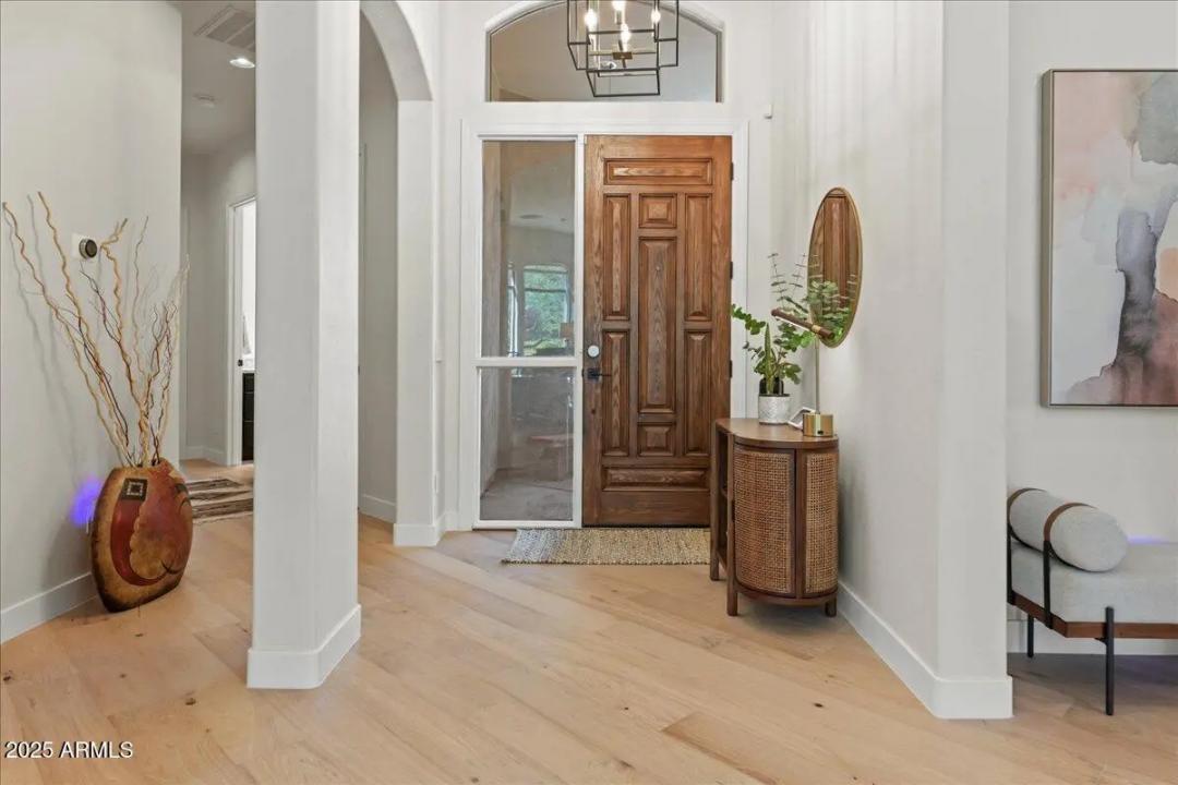 Real Estate Picture 2