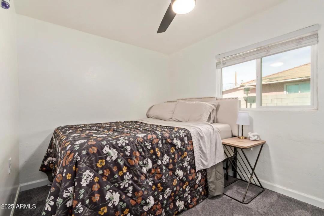 Real Estate Picture 15