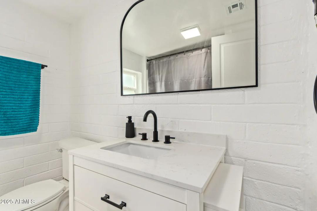 Real Estate Picture 29