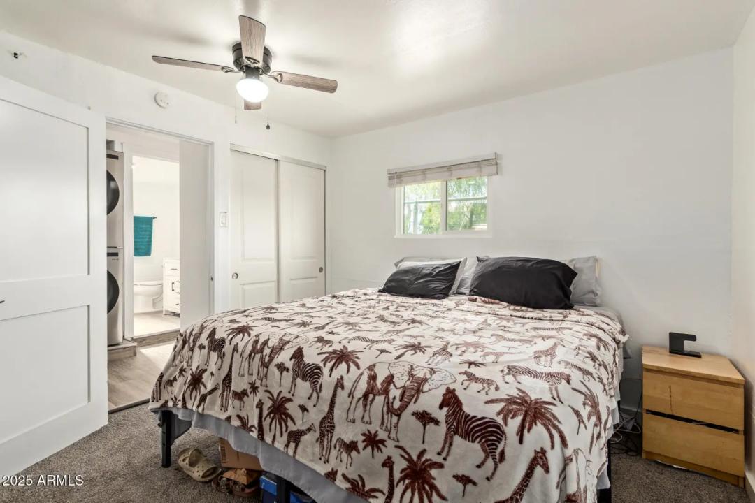 Real Estate Picture 30