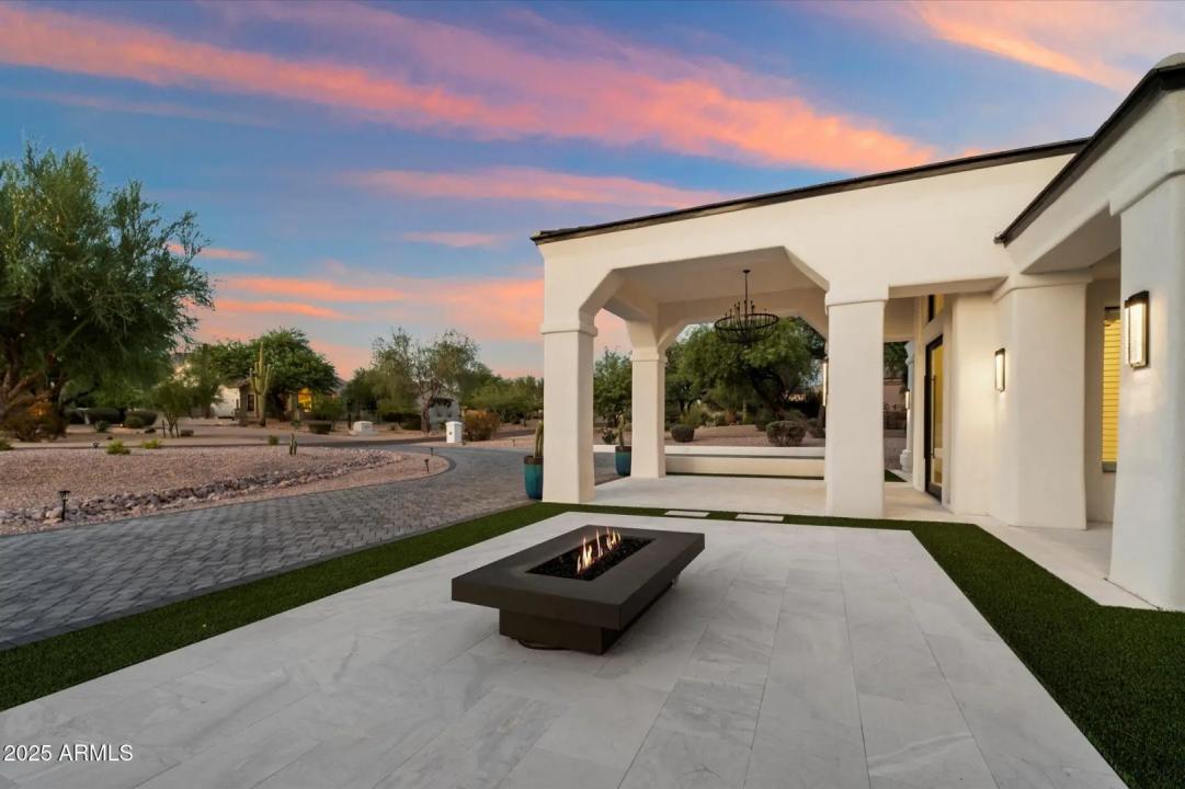 Real Estate Picture 40