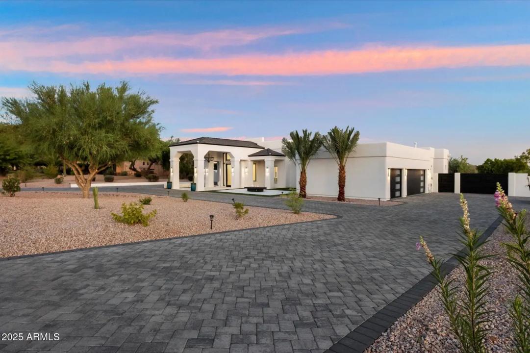 Real Estate Picture 2