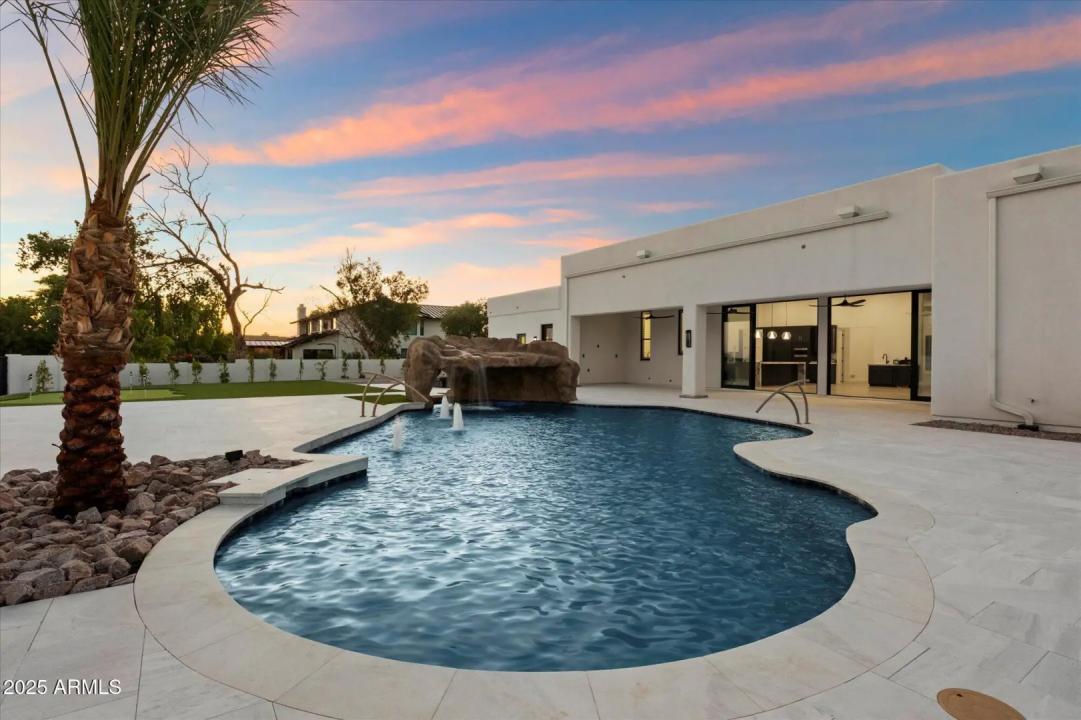 Real Estate Picture 49