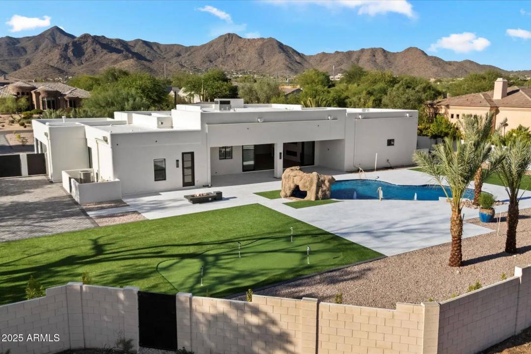 Real Estate Picture 53