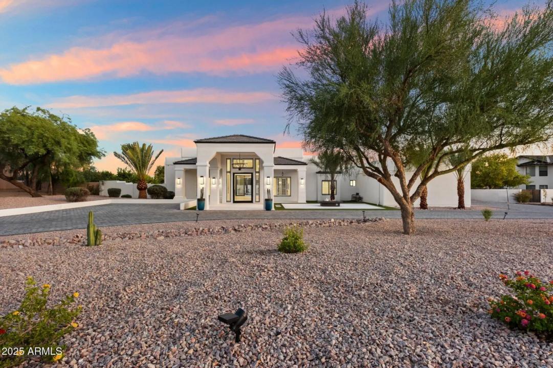Real Estate Picture 1