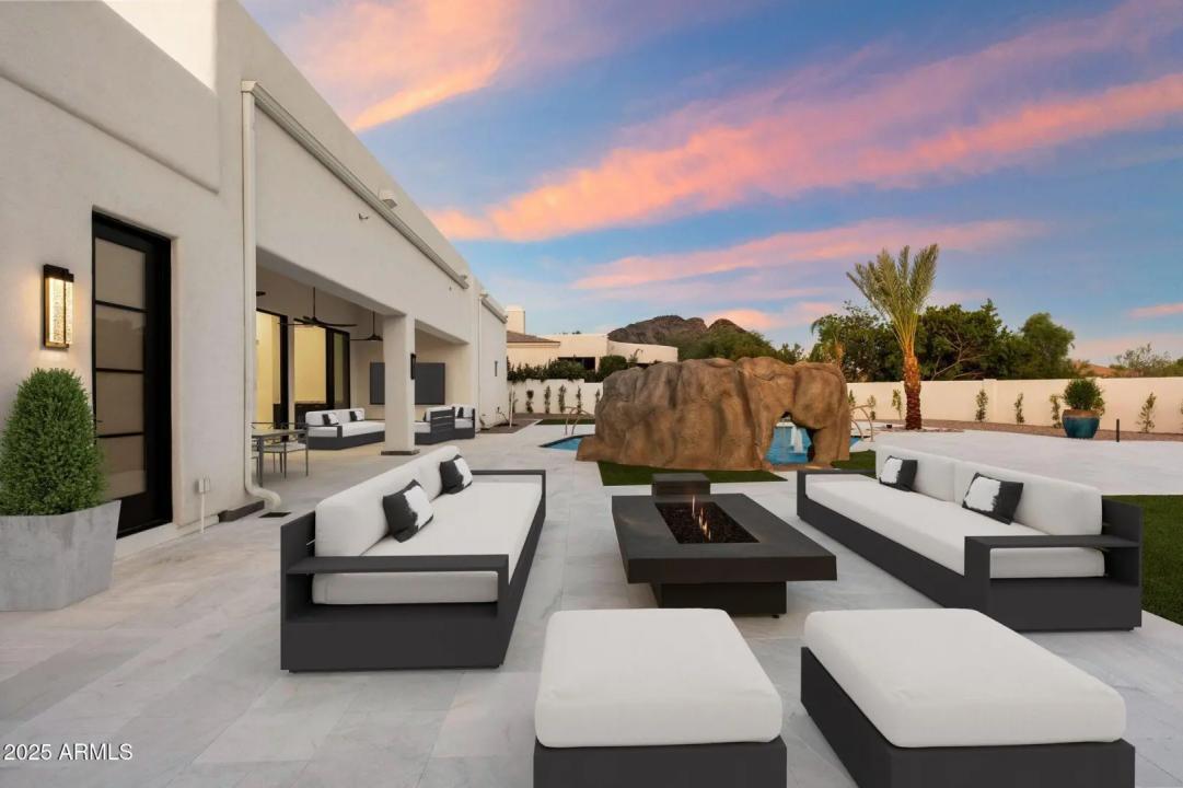 Real Estate Picture 43