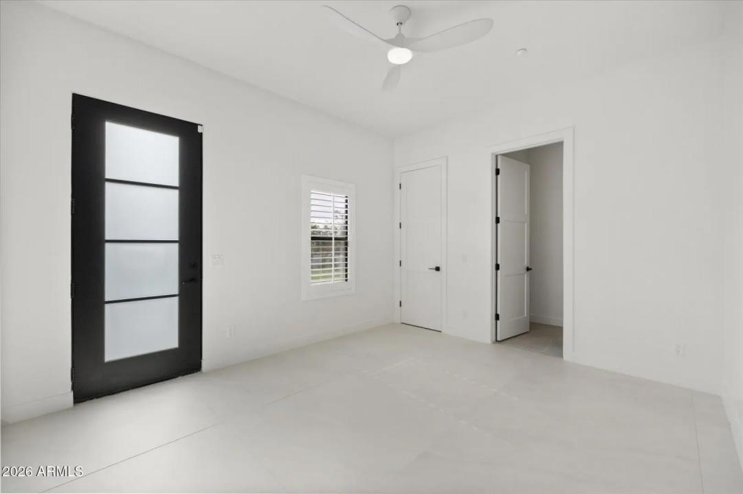 Real Estate Picture 32