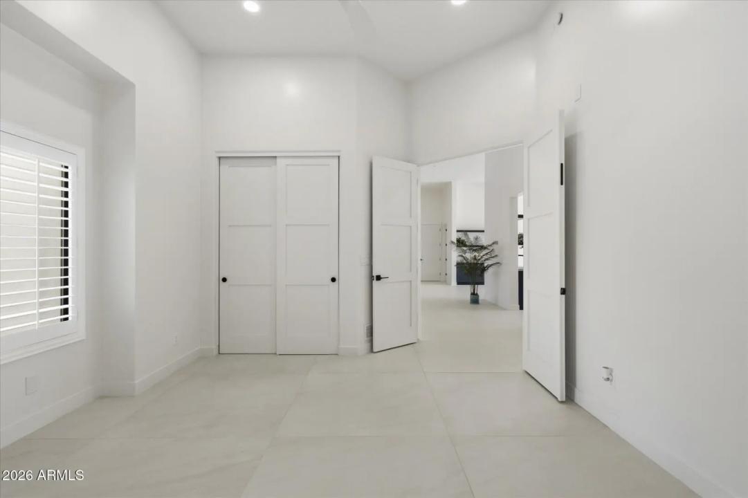 Real Estate Picture 27